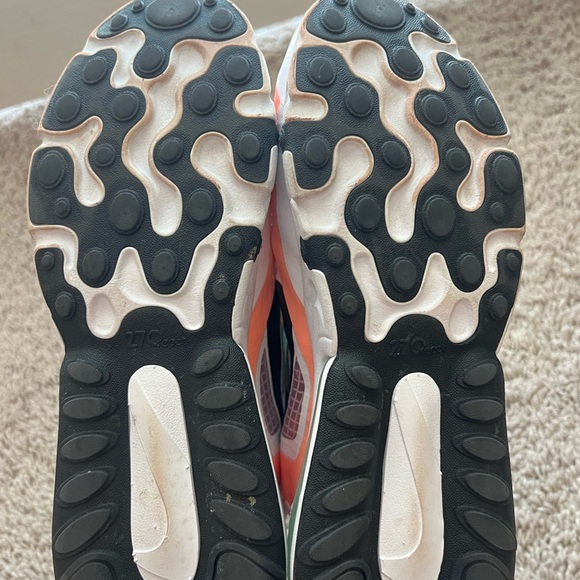 Nike Air Max 270 REACT SE - Light Arctic Pink - Picture 5 of 6